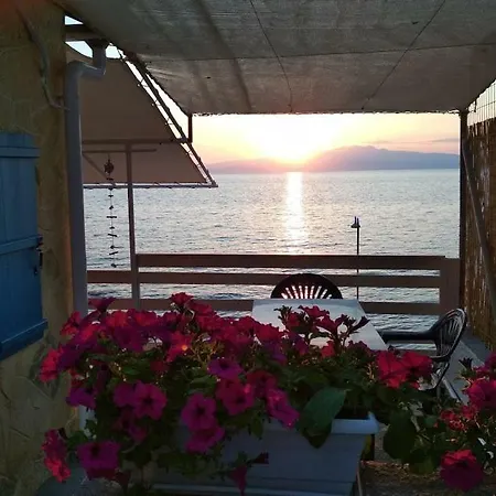 Julie's Hermes House * Skala Kallirakhis